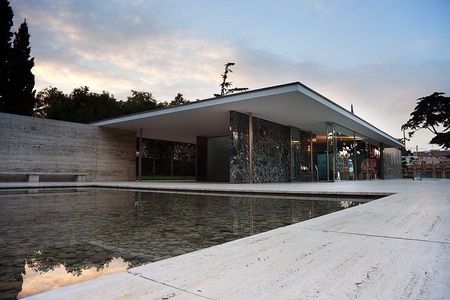 Private Modern Architecture Tour of Barcelona with private pick up and drop off