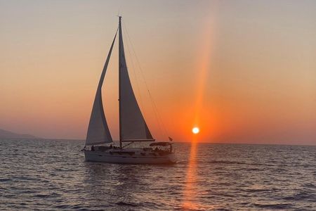 Magic Sunset Sailing trip to DIA in Heraklion,Crete(4,5H)