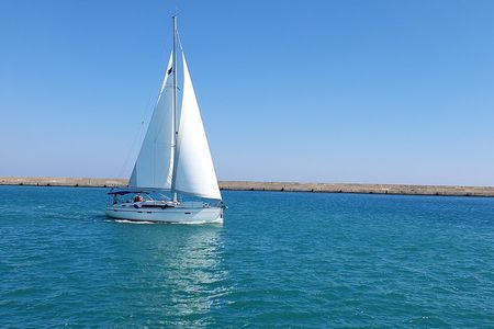 Sailing to Dia Island with lunch on Bavaria 51 Heraklion, Crete