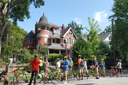 Guided Bike Tour in Atlanta with Snacks