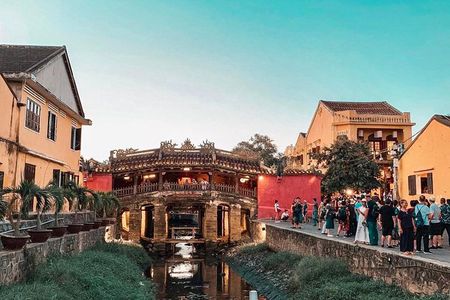 Hoi An city and Cooking class from Da Nang 