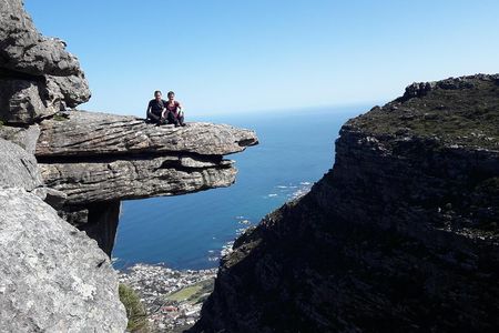 Hiking Table Mountain via Kasteels Poort Morning Hike