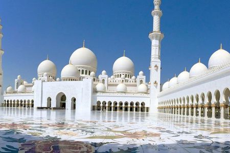 Private Abu Dhabi city tour with Ferrari World