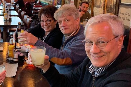 Historic Chicago Pubs in River North and the Loop