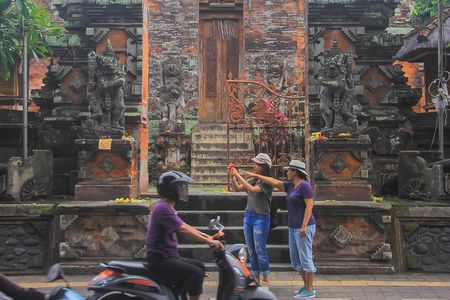 Walking Tour Denpasar Sightseeing