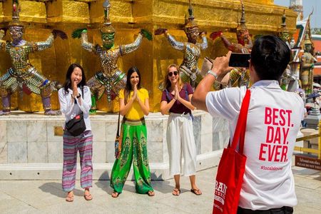 Bangkok’s Treasures: Temples & the Majestic River of Kings