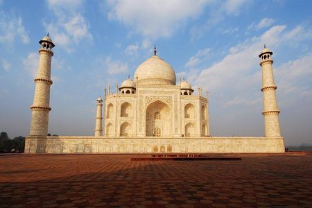 Taj Mahal Overnight Private Tour with Sunrise From Delhi By Car