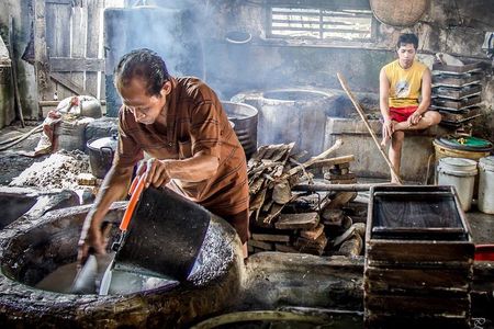 Borobudur: Village Tour with Pottery and Tofu Making