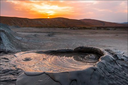 Gobustan Rock Art & Mud Volcanoes Tour