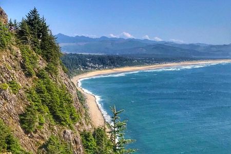 Oregon Coast Day Trip: Cannon Beach and Haystack Rock