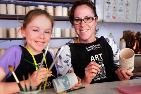 Siem Reap Draw on your 3 Mugs Painting Workshop