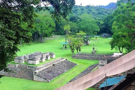 Copan Archeological Site and Macaw Mountain Park 