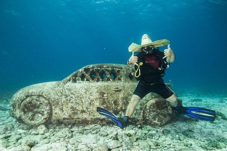 Scuba Diving Under Water Museum and Reef for beginners