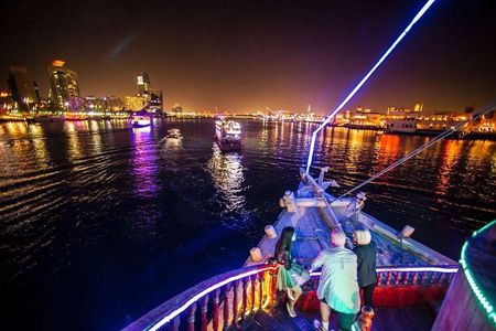 Buffet Dinner at Dubai Marina with Round-Trip Transportation