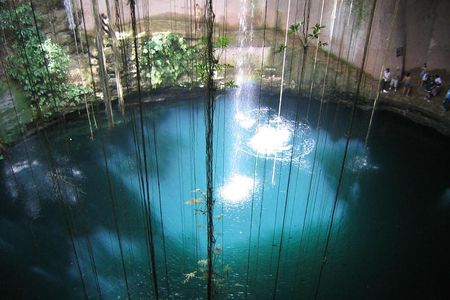 Cenotes snorkeling excursion 
