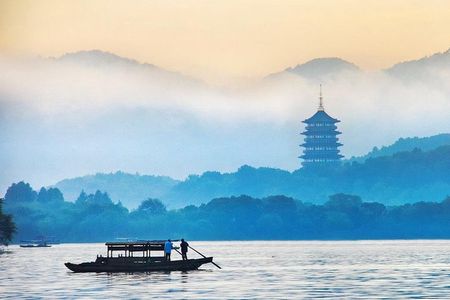 Hangzhou Private Flexible Day Tour with West Lake Boat Cruise