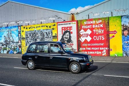 Political Taxi Tour Belfast (1-7 People)