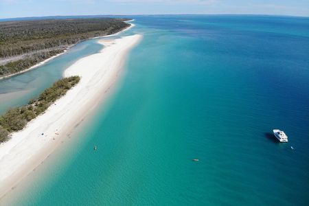 K'gari (Fraser Island) West Coast Half Day Cruise from Hervey Bay