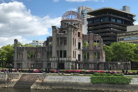 Hiroshima in a Nutshell: Morning Bike Adventure