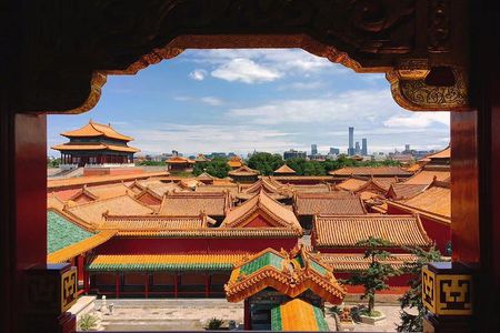 Explore Beijing with camera--City Walk tour with Professional photography guide