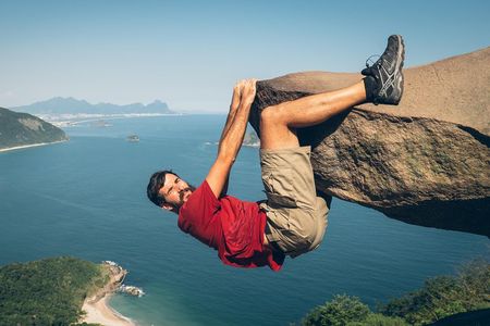 Telegraph Rock: Scenic Hike to a Picture-Perfect Illusion View