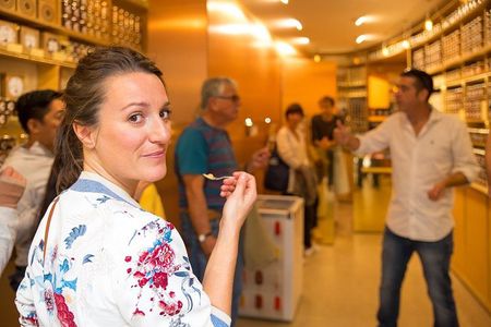 Paris Le Marais District Original Food and Wine Tasting Tour
