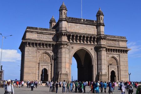 Mumbai Sightseeing with Dharavi Slum