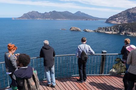Full-Day Tour to Wineglass Bay from Hobart