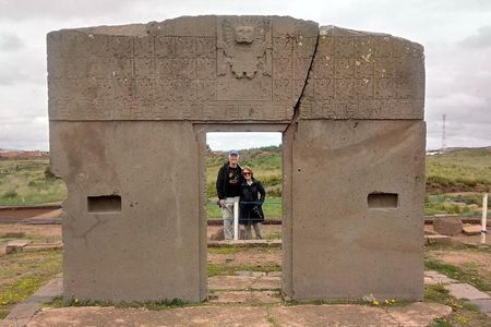 Visit Tiwanacu and Titicaca lake in one day tour from La Paz.