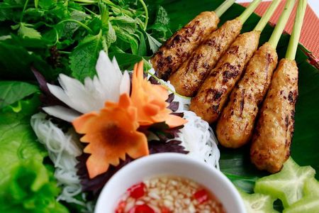 Hue Street Food Tour by Cyclo