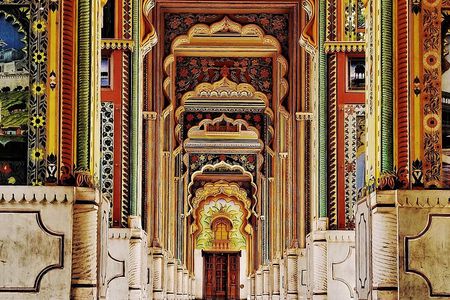  5-Days Golden Triangle Tour : Delhi Agra and Jaipur