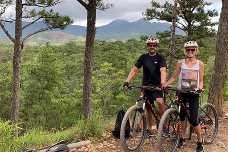 Crazy 8 Mountain Bike Tour from Dalat