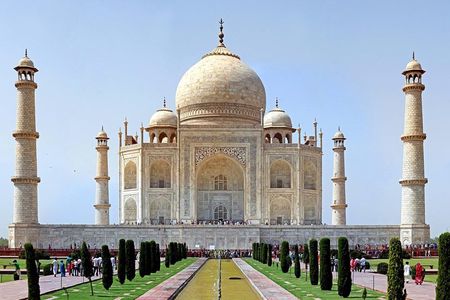 Same Day Agra Tour by Car from Delhi