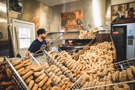 Bike / E-bike tour : Plateau, Mile-End, Jean-Talon Market by Fitz