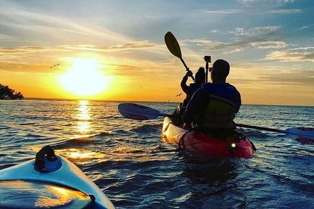 Magical Sunset and Evening with glowing plankton by Cat Ba Local