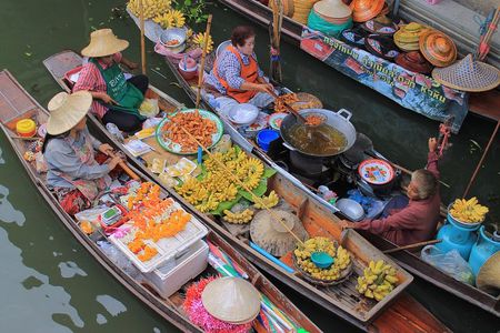 Damnoen Saduak Floating Market Small Group Tour