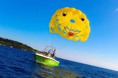 Roatan Parasailing, Reef Snorkel & Beach Combo 