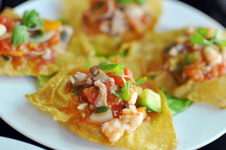 Evening Culinary Journey Hoian’s Old Town with Expert Local Guide