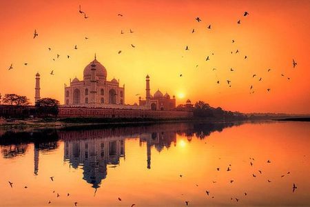 Sunrise Taj Mahal Tour From Delhi