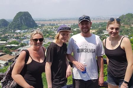 Private Tour MARBLE MOUNTAIN-Caves &HOI AN Ancient Town-BoatRide