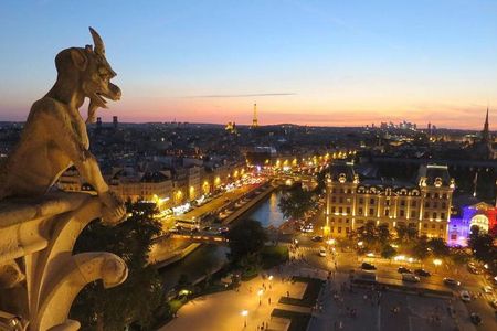 Paris until the heart of the night 