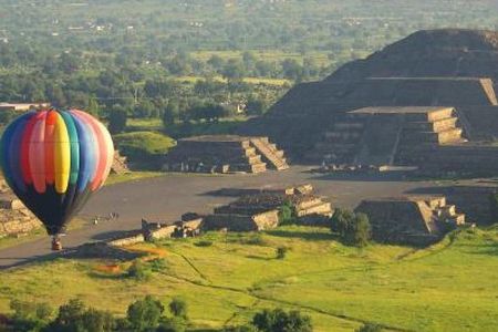 Hot Air Balloon over the Pyramids with private transportation