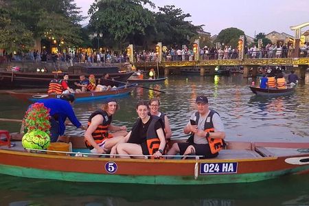 Hoi An Ancient Town -Walking Tour,Lantern Boat Ride, Night Market