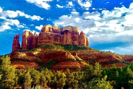 Sedona with Jerome and Montezuma Castle One-Day Van Tour