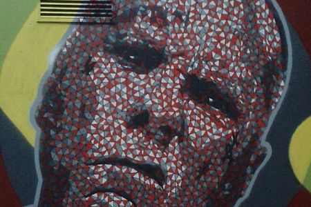  Belfast Music and Street Art Small Group Guided Experience