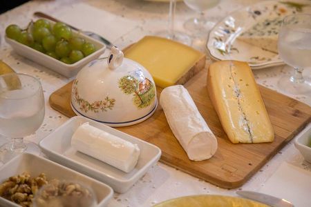 Cheese and Wine Tasting in the Latin Quarter with Chef Alex