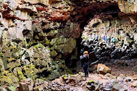 From Reykjavík: The Lava Tunnel tour with Round-trip Transfer
