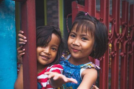Malang local life kampong walking tour - city highlights in between // 4 - 6 hrs