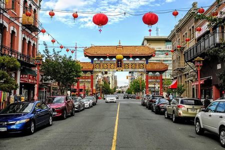 Two-Hour Luxury City Tour of Victoria