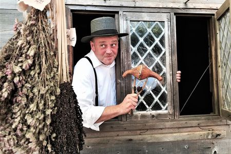 2.5-Hour Salem History & Sightseeing Guided Walking Tour